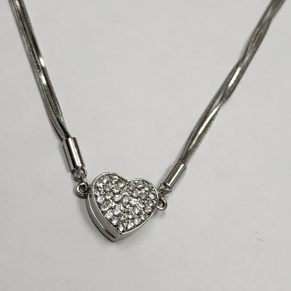 Elegant Silver Heart Necklace